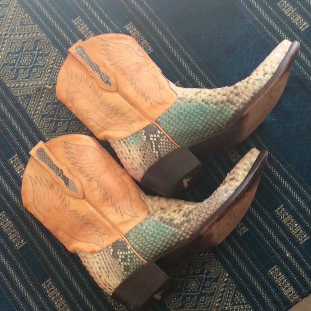 COPY - Old Gringo snake skin boots